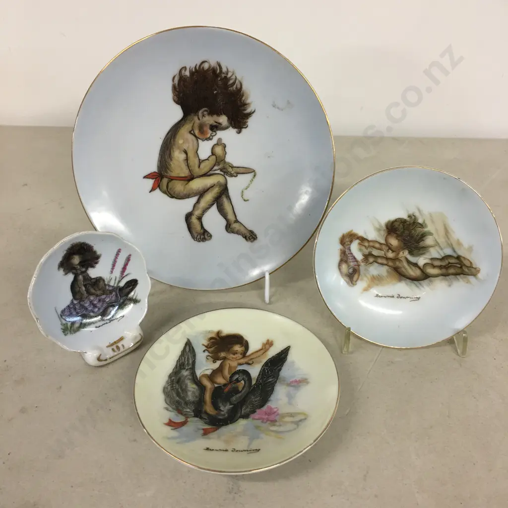Brownie Downing Plates x4  Image 1++